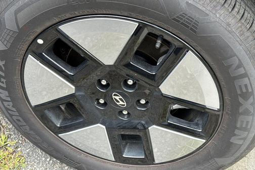 Ecotronic Gray 2026 Hyundai SANTA FE SE