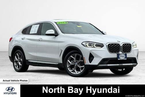 White 2023 BMW X4 xDrive30i