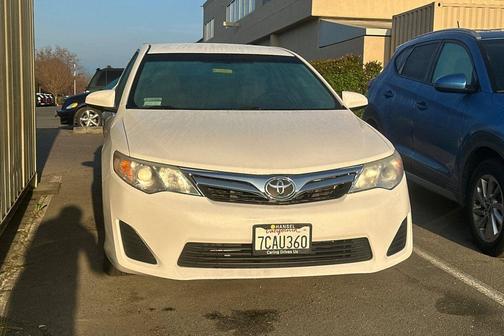 2014 Toyota Camry LE