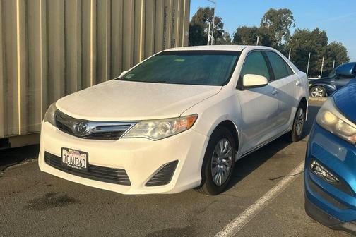 2014 Toyota Camry LE