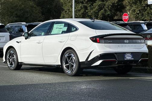 2026 Hyundai SONATA SEL