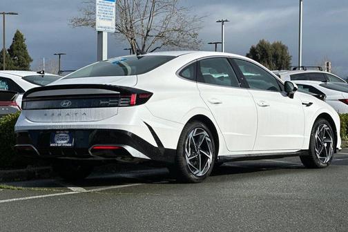 2026 Hyundai SONATA SEL