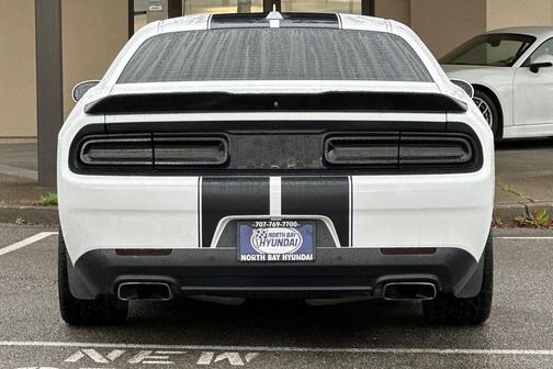 2015 Dodge Challenger SRT 392