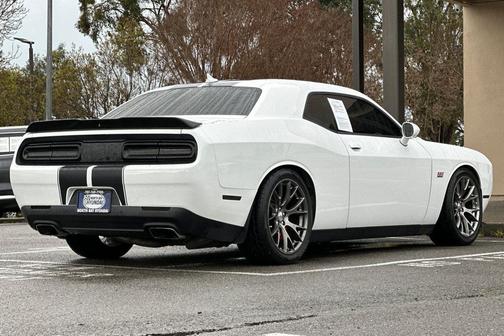 2015 Dodge Challenger SRT 392