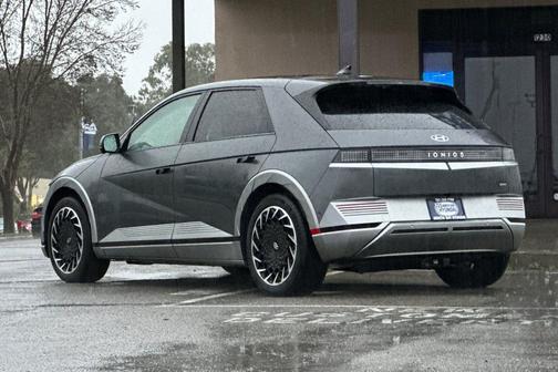 2024 Hyundai IONIQ 5 Limited