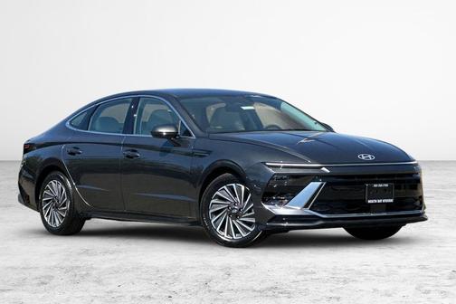 2025 Hyundai SONATA Hybrid SE