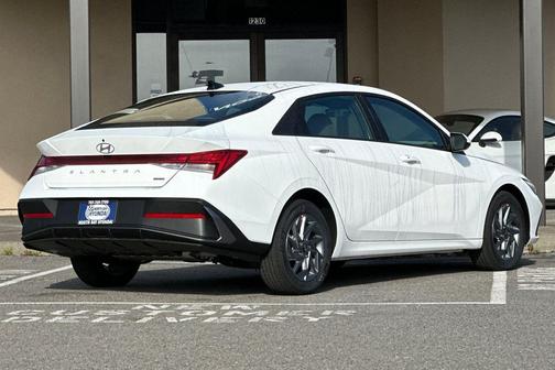 2026 Hyundai ELANTRA HEV Blue