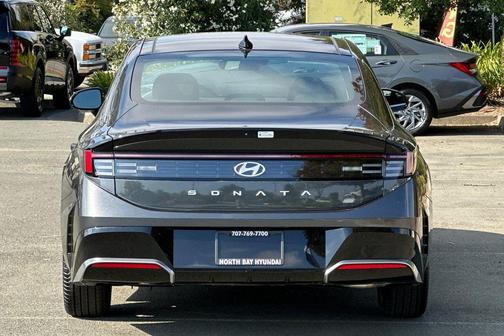 2025 Hyundai SONATA SEL