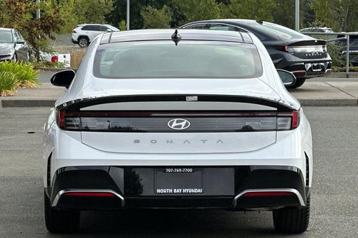 2025 Hyundai SONATA SEL