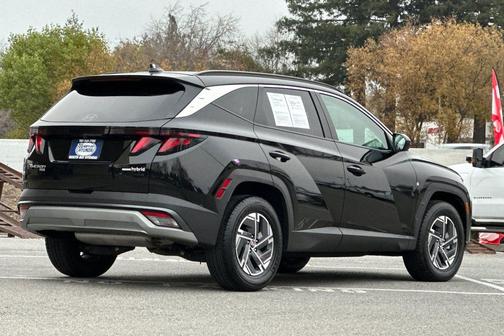 2025 Hyundai TUCSON Hybrid Blue
