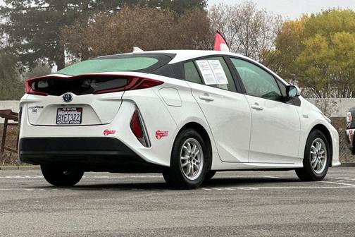 2017 Toyota Prius Prime Plus