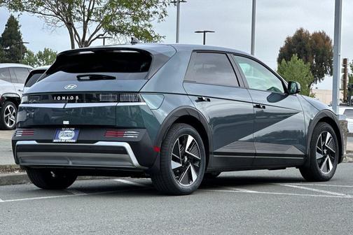 Digital Teal 2026 Hyundai IONIQ 5 SEL