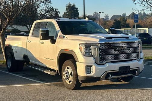 2023 GMC Sierra 3500 Denali