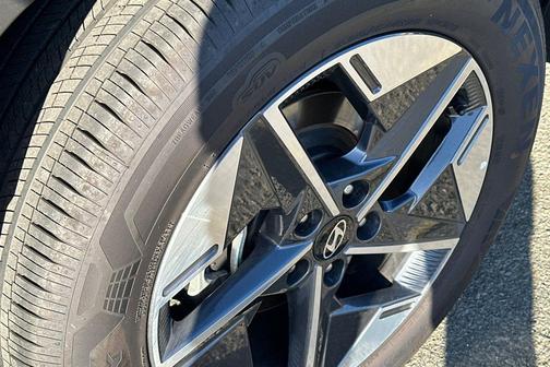 Titan Gray 2025 Hyundai TUCSON Hybrid SEL Convenience