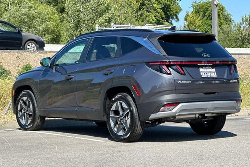 Titan Gray 2025 Hyundai TUCSON Hybrid SEL Convenience