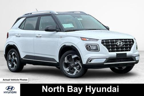Lunar White w/Black Roof 2026 Hyundai VENUE SEL w/Two-Tone Roof