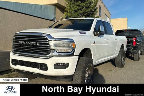 2023 RAM 2500 Laramie Crew Cab 4x4 6'4' Box