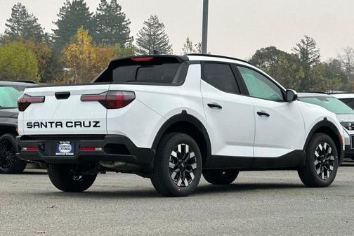 2026 Hyundai SANTA CRUZ SEL Activity