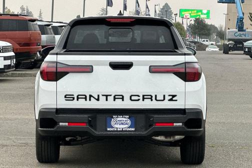 2026 Hyundai SANTA CRUZ SEL Activity