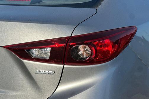 2014 Mazda Mazda3 i Sport