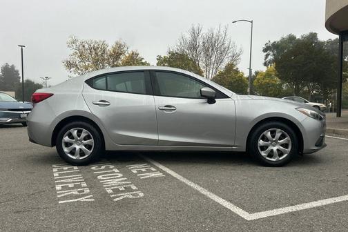 2014 Mazda Mazda3 i Sport