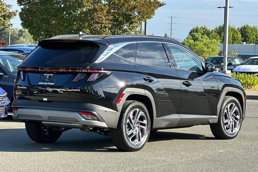 2025 Hyundai TUCSON Hybrid Limited