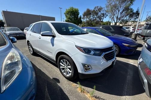 Summit White 2018 Chevrolet Equinox LT