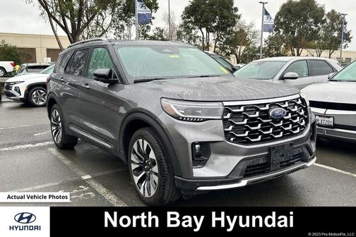 2025 Ford Explorer Platinum