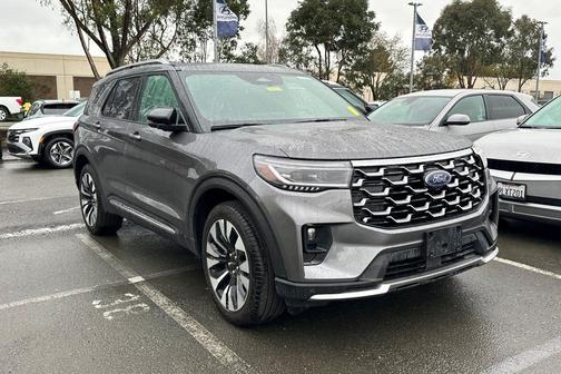 2025 Ford Explorer Platinum