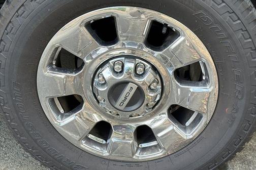 Carbonized Gray Metallic 2025 Ford F-250 Lariat