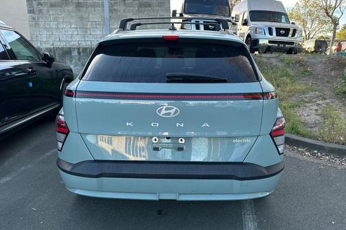 2024 Hyundai KONA EV SEL