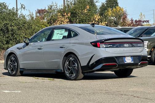 2026 Hyundai SONATA SEL