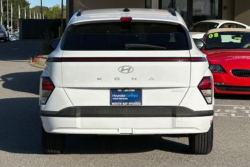 Atlas White 2024 Hyundai KONA EV SEL