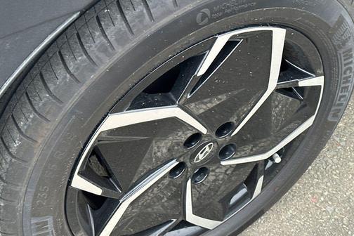 Cyber Gray 2024 Hyundai IONIQ 5 SEL