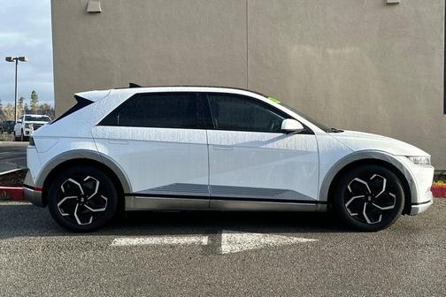 2024 Hyundai IONIQ 5 Limited