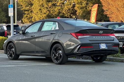 2026 Hyundai ELANTRA Sport