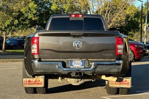 2024 RAM 3500 Tradesman Crew Cab 4x4 8' Box