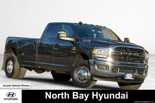 2024 RAM 3500 Tradesman Crew Cab 4x4 8' Box