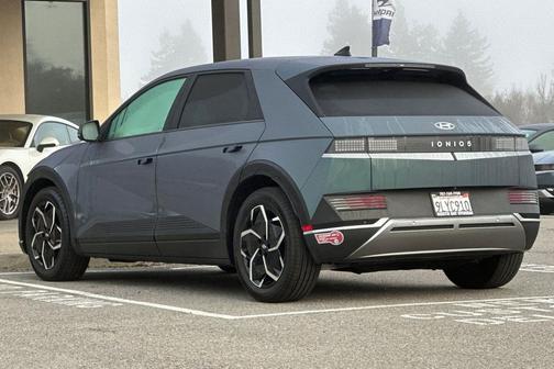 2024 Hyundai IONIQ 5 SEL