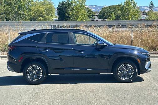 2025 Hyundai TUCSON Hybrid Blue