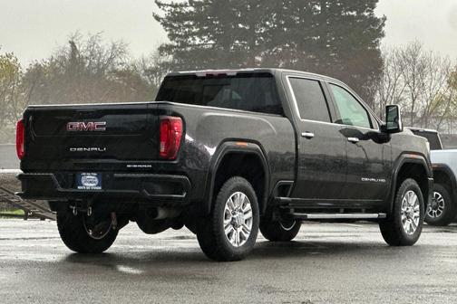 2023 GMC Sierra 2500 Denali
