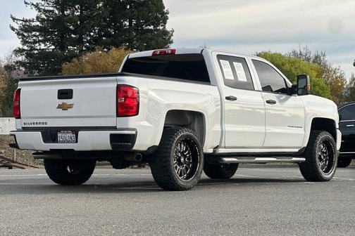 2018 Chevrolet Silverado 1500 Custom