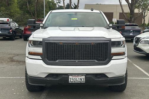 2018 Chevrolet Silverado 1500 Custom