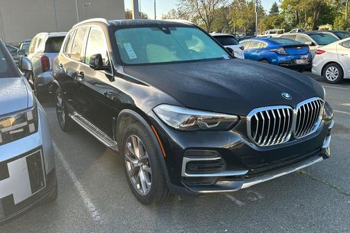 Black 2023 BMW X5 xDrive40i