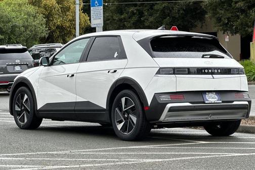 Atlas White 2026 Hyundai IONIQ 5 SEL