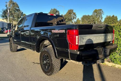 2022 Ford F-250 Platinum