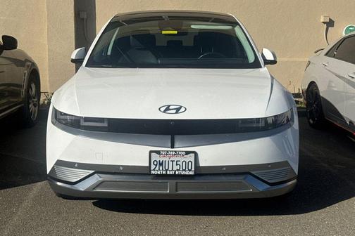 Atlas White 2024 Hyundai IONIQ 5 Limited