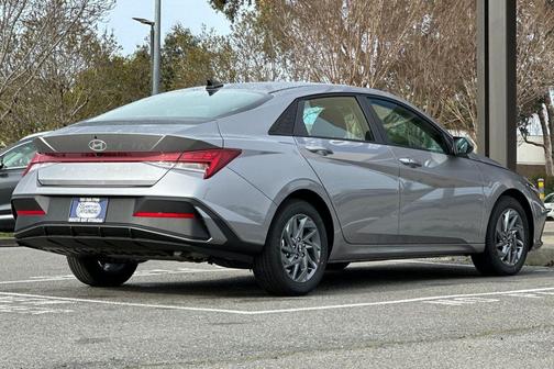 2026 Hyundai ELANTRA HEV Blue