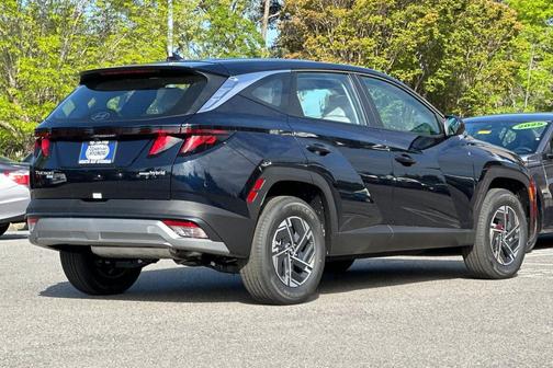 Deep Sea 2026 Hyundai TUCSON Hybrid Blue SE