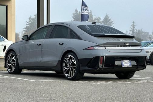 2024 Hyundai IONIQ 6 SEL